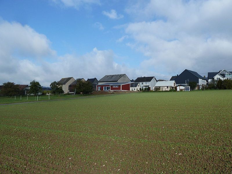 Baugrundstck - Haus am Ortsrand