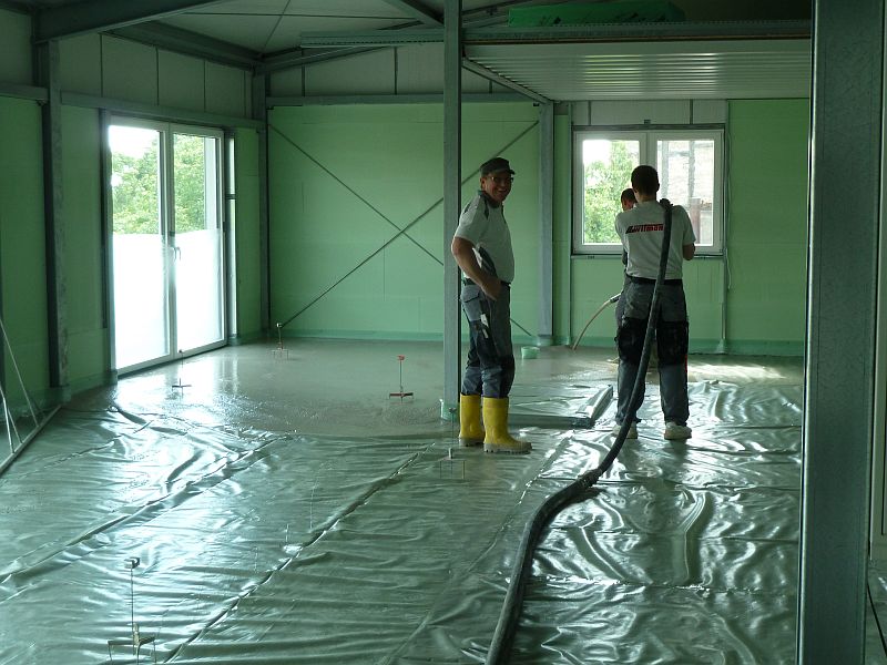 Innenausbau - Estrich Innenausbau - Estrich